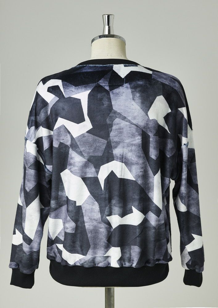 AKM エイケイエム ダッフルコート BLACK CAMO